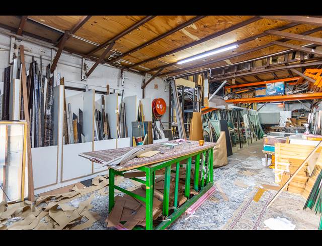 298M² BUILDING FOR SALE IN MARCONI BEAM INDUSTRIA